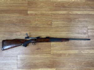 USED CONSIGNMENT WINCHESTER M70 5RD 22-250 REM