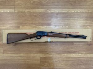 USED CONSIGNMENT MARLIN 1894 CLASSIC 18.5 INCH - 357 MAGNUM - LEVER ACTION WALNUT BLUED - ORIGINAL BOX - ORIG SIGHTS