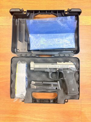 USED CONSIGNMENT BERETTA 92XI 9X19MM - TWO TONE - FRAME PIC RAIL - MANUAL SAFETY - ORIG CASE - 2x MAGAZINES TOTAL