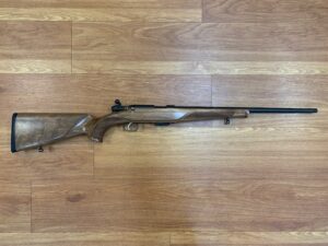 USED CONSIGNMENT STEYR ZEPHYR - 22 WMR 5 SHOT - TIMBER STOCK - MATTE BLACK BARREL - 1x MAGAZINE